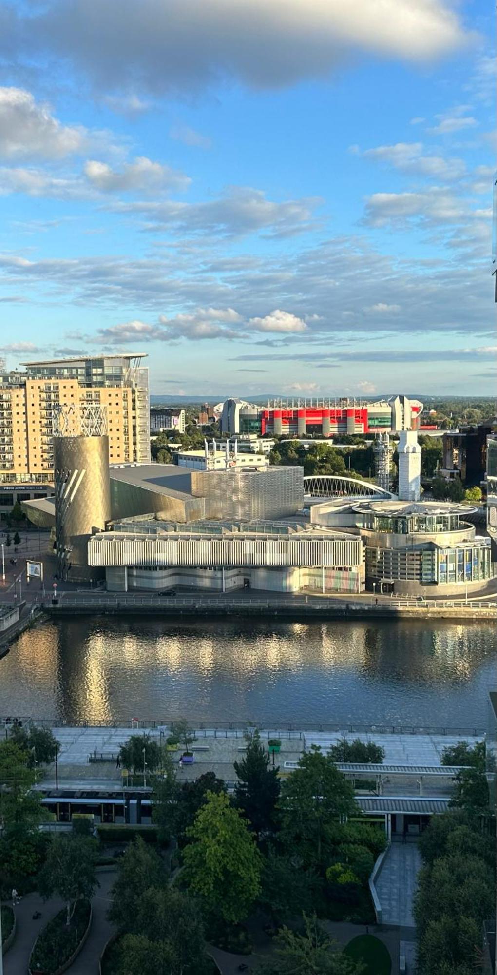 Media City Salford Quays Manchester Exterior photo
